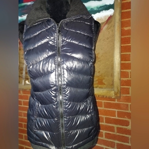 Calvin Klein Duck Down quilted vest size medium - Picture 1 of 5